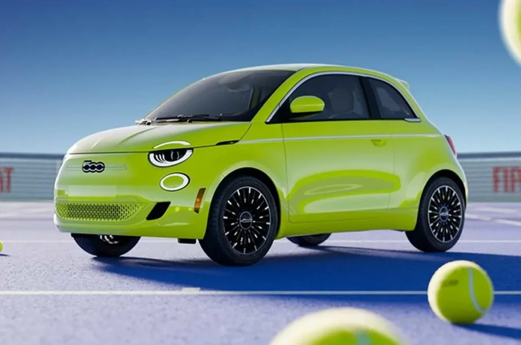 A tennis ball-colored green Fiat 500e parked in an urban setting, resembling a tennis court environment.