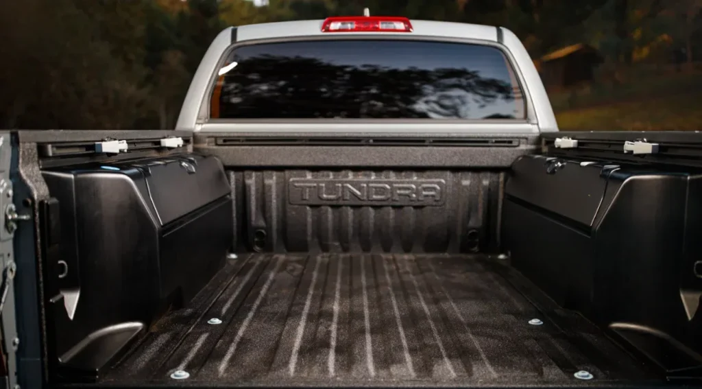 toyota tundra trunk